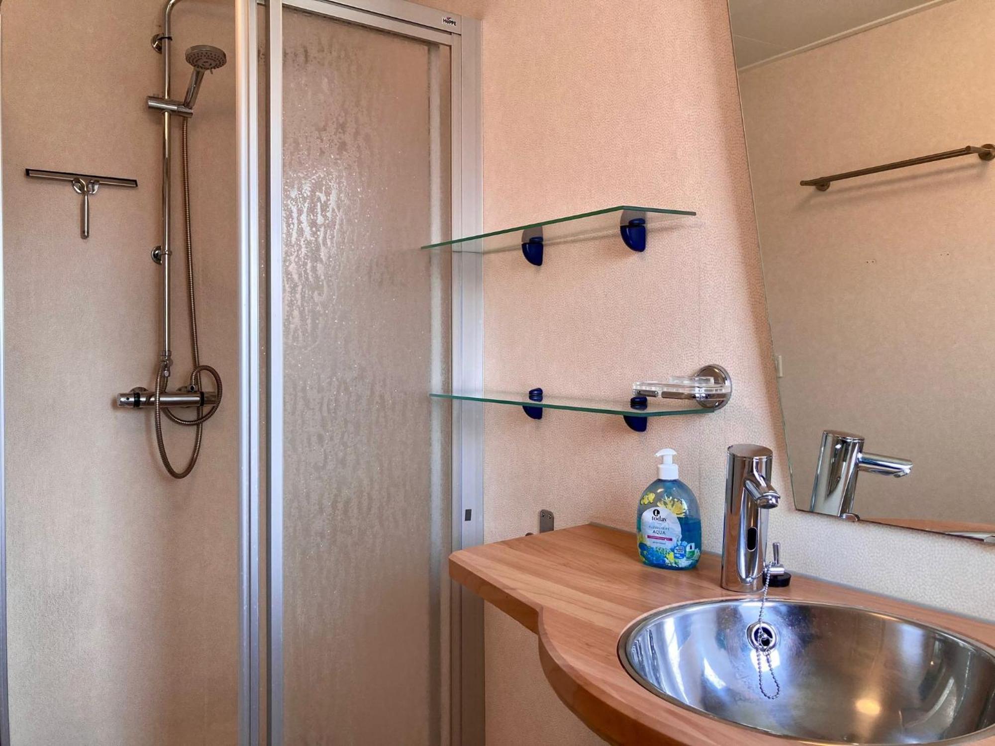 Lakeview 6 Pers Holiday Home Aurora With Fenced Garden, Whirlpool And Sauna Anjum Esterno foto
